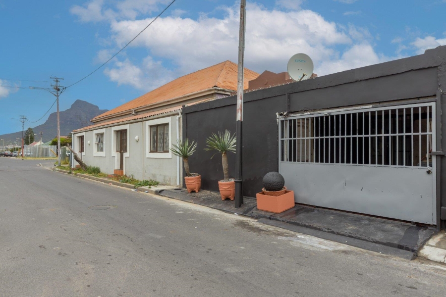 2 Bedroom Property for Sale in Brooklyn Western Cape